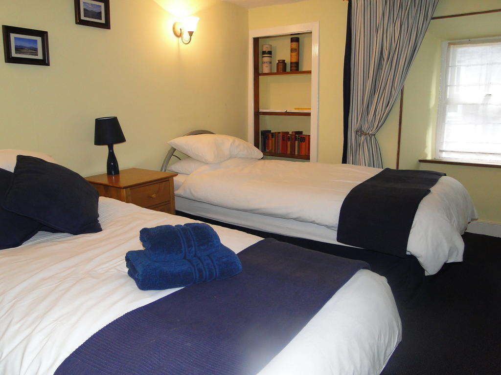 The Red Lion Inn Doune Zimmer foto