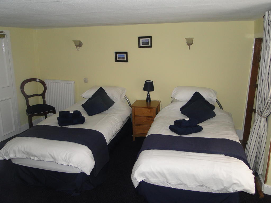 The Red Lion Inn Doune Zimmer foto