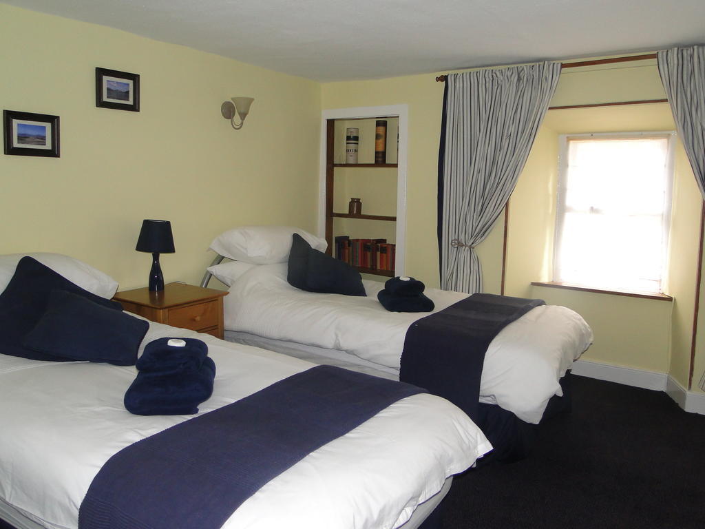 The Red Lion Inn Doune Zimmer foto